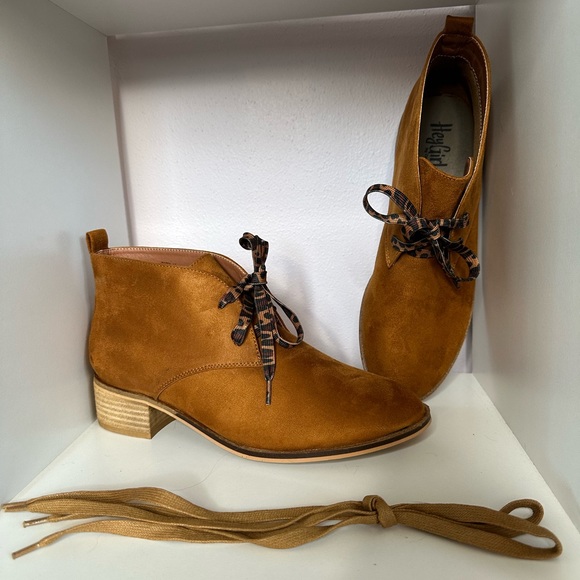 💥 BOGO 💥 NWOT: Corky’s Totes Booties in Cognac 11 - Picture 2 of 10